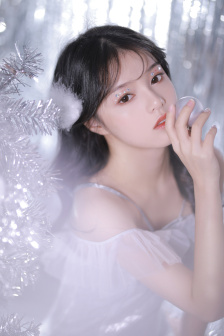 年轻女教师2018中文版